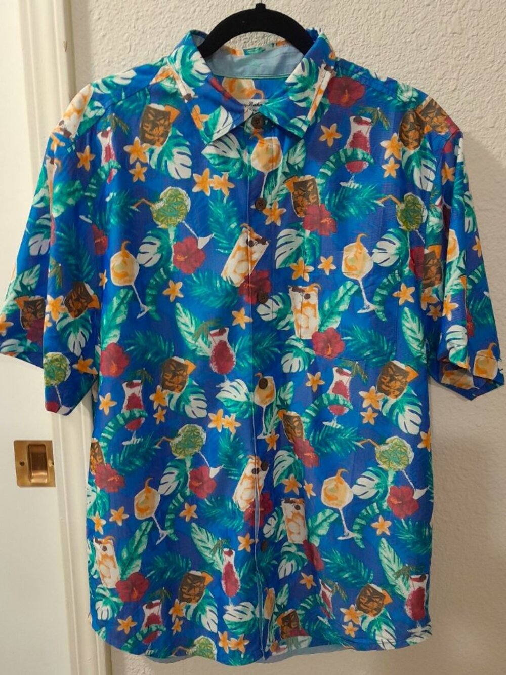 Tommy Bahama IslandZone Medium Mojito Bay Salud Drinks Camp Shirt Campanula Blue